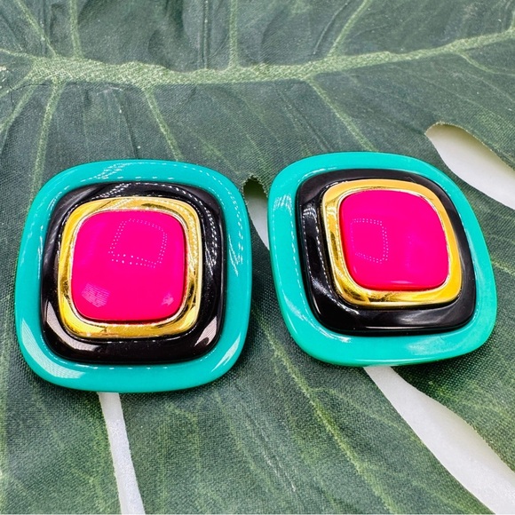 80s Vintage Clip On Earrings Modern Glam Bright Teal Hot Pink Black Gold Funky - Picture 8 of 8